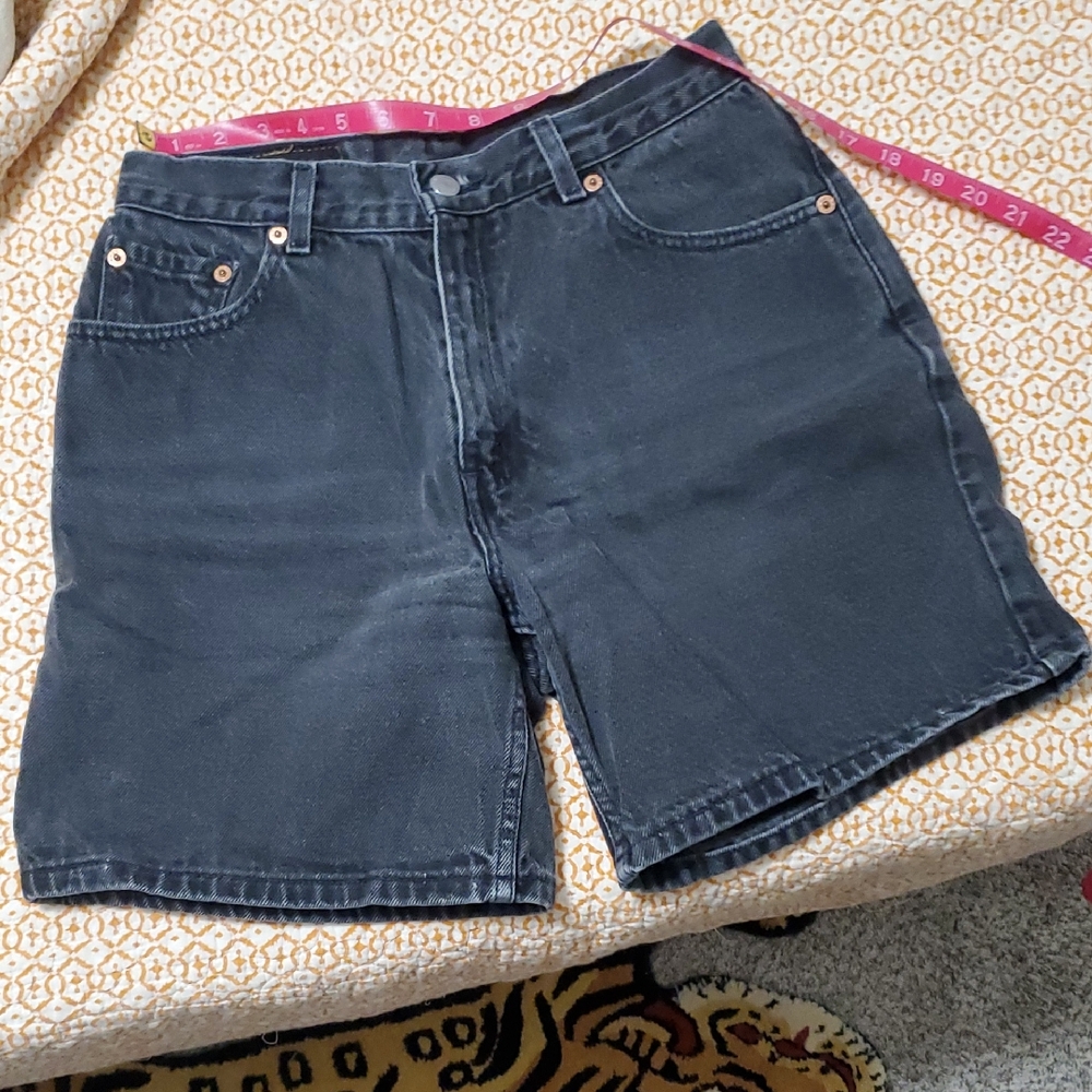 90s Levis 550 Black Shorts Relaxed Fit Vintage